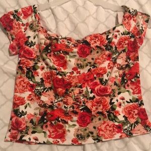 Gianni bini crop top & skirt!